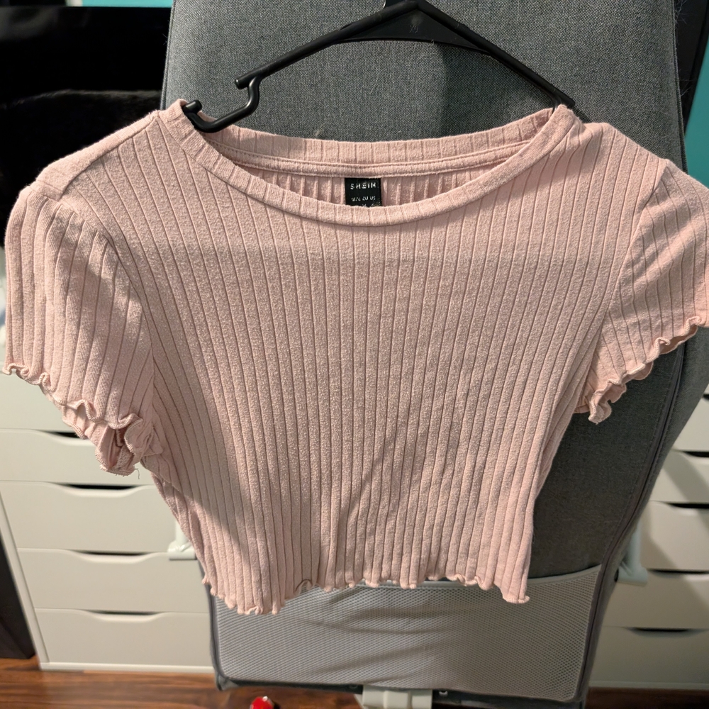 Shein Pink Ribbed Crop Top